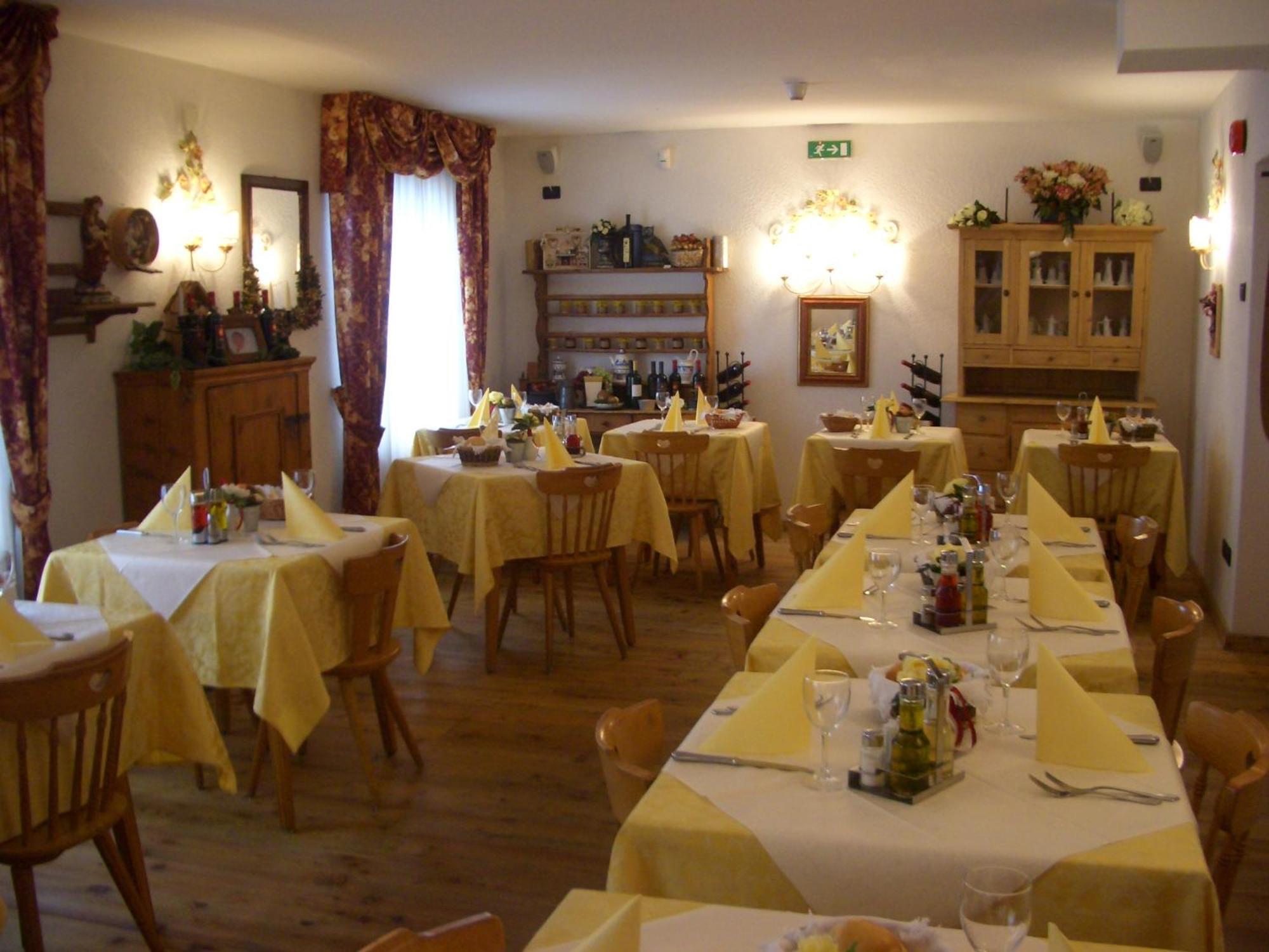 Chalet Fiocco Di Neve Pinzolo Ngoại thất bức ảnh